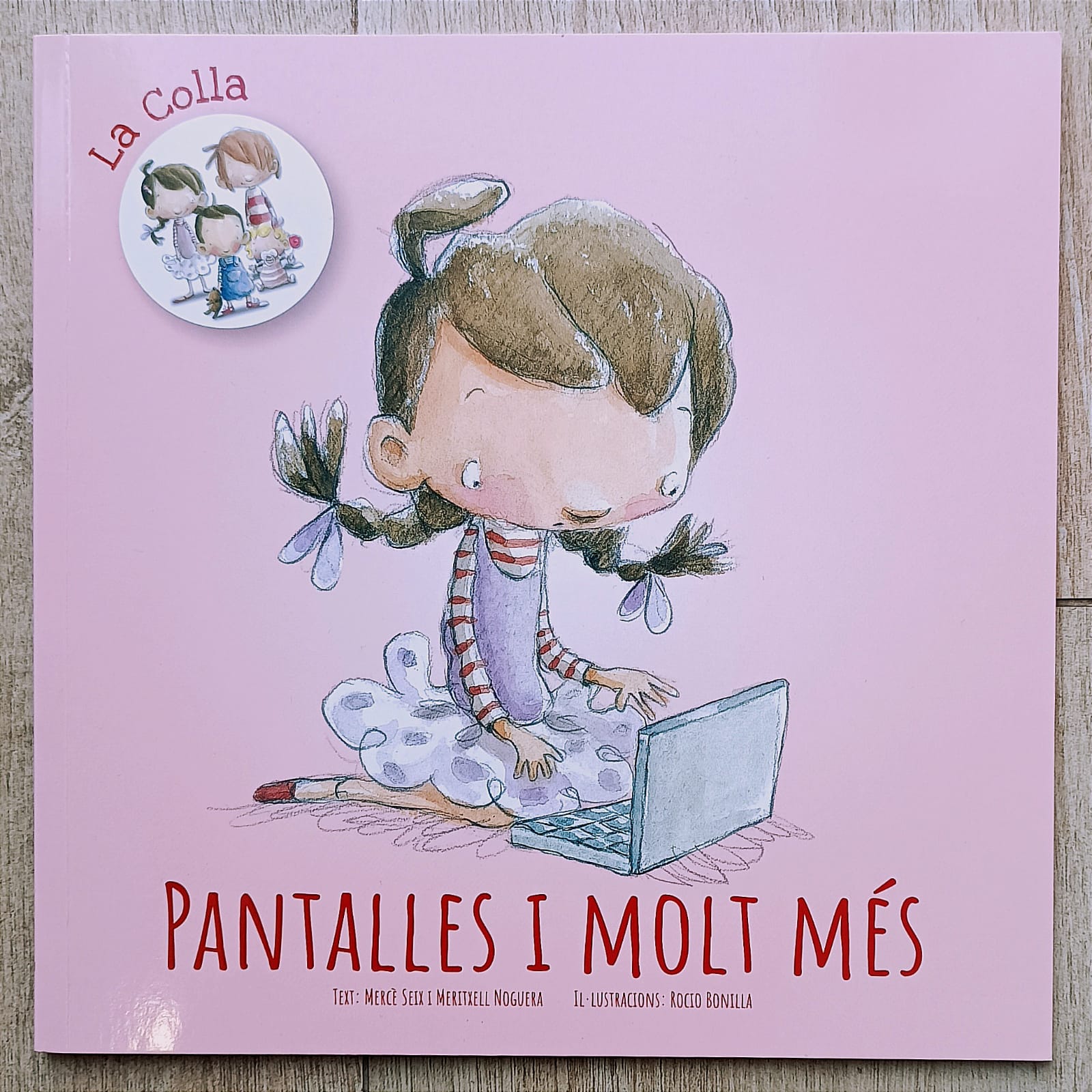 Portada del llibre PANTALLES I MOLT MÉS
